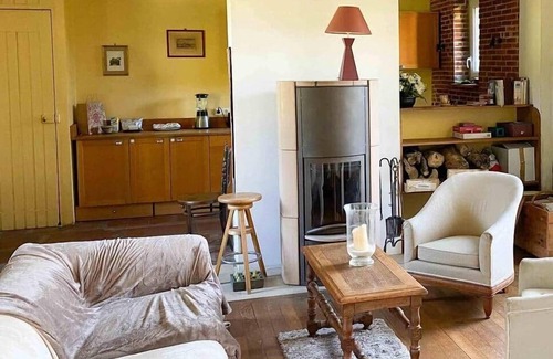 Le Merlerault Casa | La Maison Louisette: space and calm