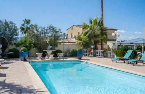 Mougins Casa | La Maison Provençale