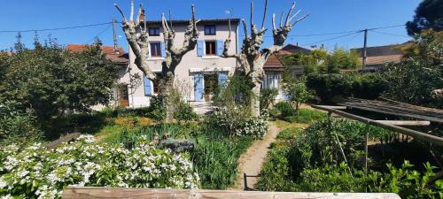 Romans-sur-Isere Casa | La Maison Romanaise