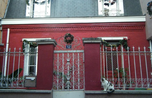 Gare Cama Y Desayuno | La Maison Rouge