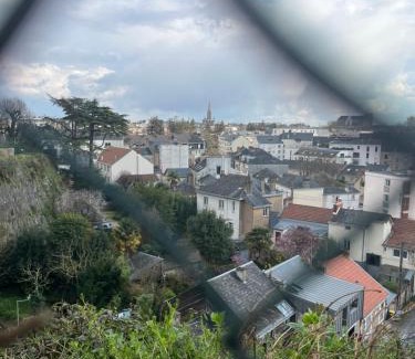 Bellamy-Barbin Casa | La maison sur la falaise