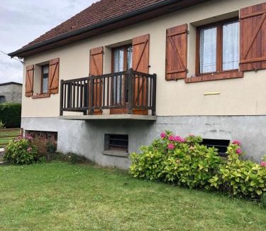 Vieux-Rouen-sur-Bresle Casa | La Maison Trèfle