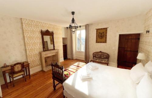Veuzain-sur-Loire Cama Y Desayuno | La Maison Voyage Bed and Breakfast