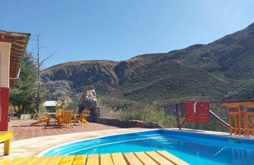 Salto Chalet De Esquí | La Mamina Casa de Montaña