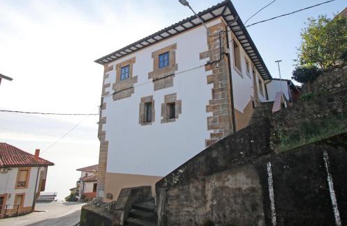Lastres Apartamento | LA MAR SALADA