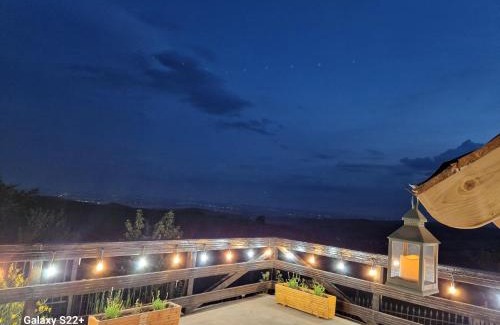 Jugureni Casa | La Marginea Pădurii