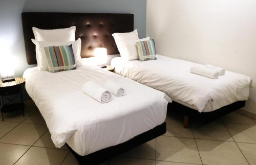 Les Mureaux Apartamento | LA MARINA-Center-Parking-StationtoParis