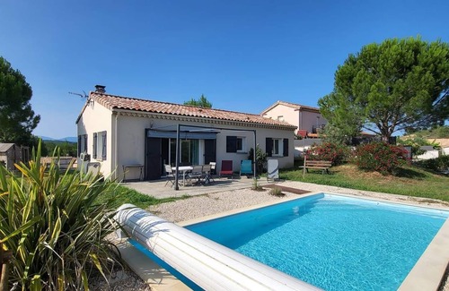 Saint-Maurice-dʼArdeche Casa | La Mauricette, villa of 79 m2, 2 bedrooms for 4 to 5 people with its private swimming pool