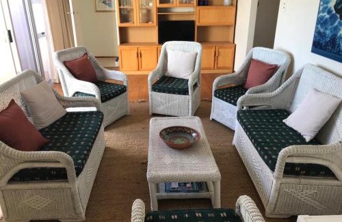 Sandbaai Casa | La Mer, a beautiful beachfront home in Sandbaai