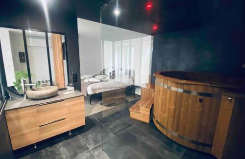 Saint-Bruno - Saint-Victor Apartamento | La Nordique LE 50 Suites and SPA