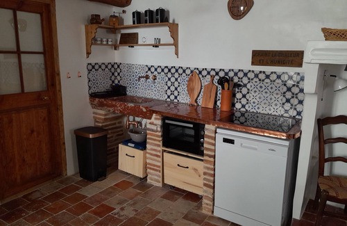 Opoul-Perillos Casa | La P'tite Maison D'eve Angeline, Gîte 8 Personnes