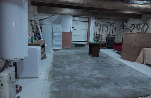 Opoul-Perillos Casa | La P'tite Maison D'eve Angeline, Gîte 8 Personnes