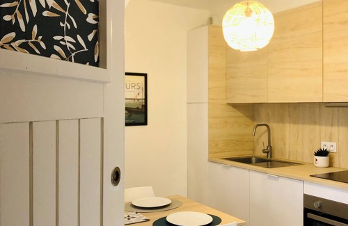 Tours Casa | La "P'tite Maison" near the banks of the Loire River