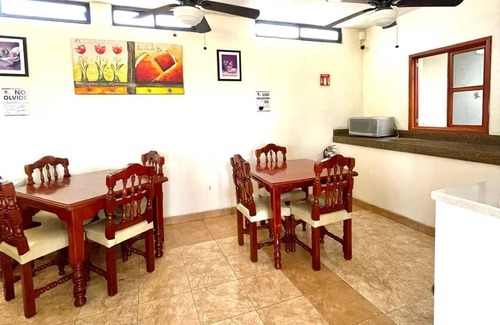 Mazatlan Hotel | La Palapa hotel familiar