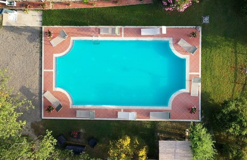 Il Poggio Villa | Elegante villa con piscina en Val d'Orcia!