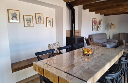 L'Aldea Casa | La Palmera Casa Rural