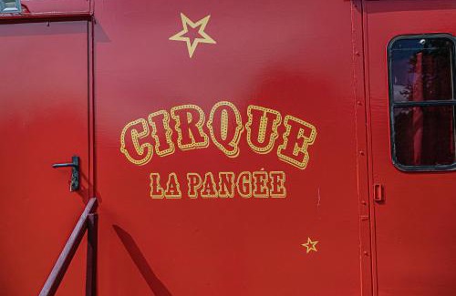 Lansac Otro | la Pangée roulottes hébergements insolites