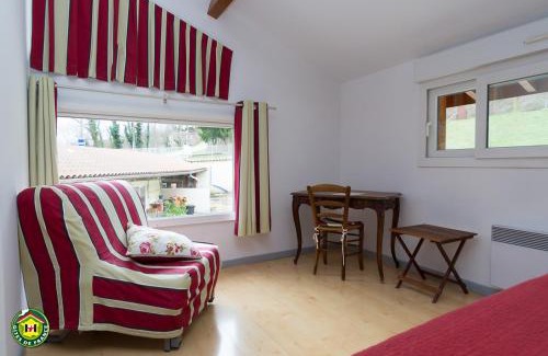 Moirans Cama Y Desayuno | La Pastorale