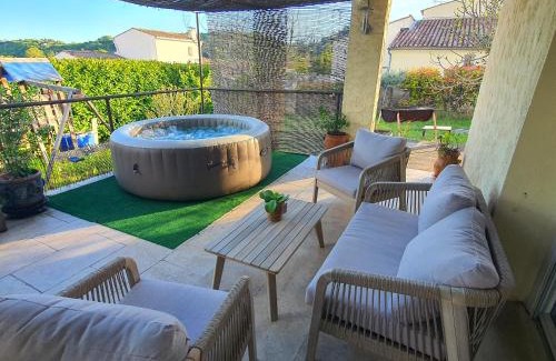 Forcalquier Casa | La pastourelle villa 6 couchages au calme
