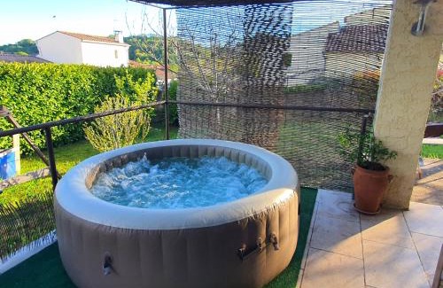 Forcalquier Casa | La pastourelle villa 6 couchages au calme