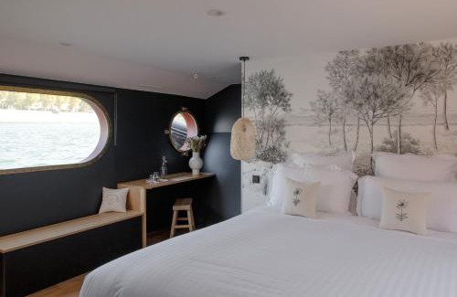 Tournon-sur-Rhone Casa | LA PENICHE - Bed And Bicycle - Tournon