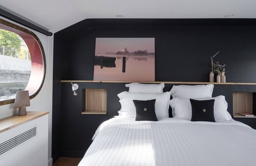 Tournon-sur-Rhone Casa | LA PENICHE - Bed And Bicycle - Tournon