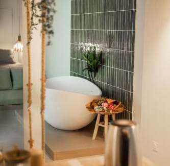 Lille Centre Ville Apartamento | La Penida Suite avec Sauna & Baignoire Hyper Centre Lille