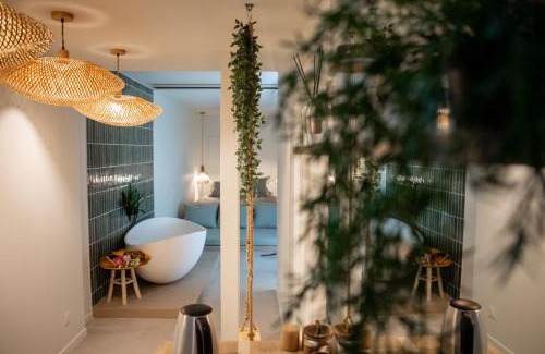 Lille Centre Ville Apartamento | La Penida Suite avec Sauna & Baignoire Hyper Centre Lille