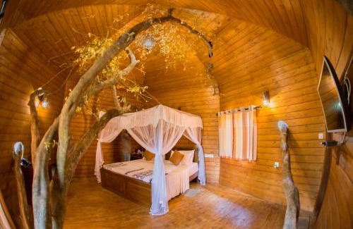 Hambegamuwa Hotel | La Pentera