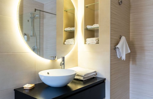 Dossobuono Casa | LA PERGOLA SUITES