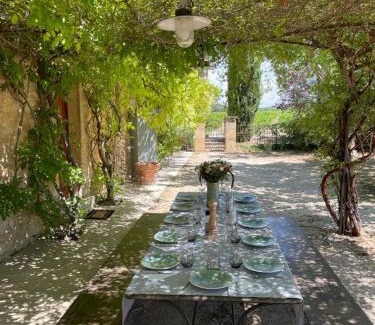 Roussillon Casa | La Pergoline - Large renovated farmhouse with pool and jacuzzi