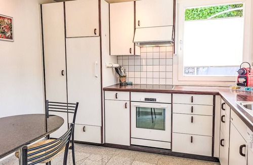Vira Apartamento | La Perla by Interhome