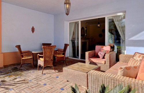 Bahia de Casares Apartamento | Apartamento "La Perla de Marrakech 16" con vistas al mar y Wi-Fi