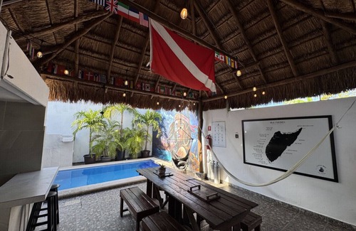 Colonia Adolfo Lopez Mateos Hotel | La Perle Noire | HM - Terrace and Pool