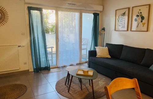Pessac Apartamento | La Pessacaise conviviale Nice friendly apartment with Terrace Pessac Bordeaux