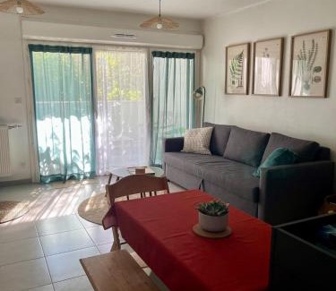 Pessac Apartamento | La Pessacaise conviviale Nice friendly apartment with Terrace Pessac Bordeaux