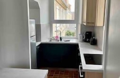 Luc-sur-Mer Apartamento | - La Petite Baleine, Appt à 50m de la Plage -