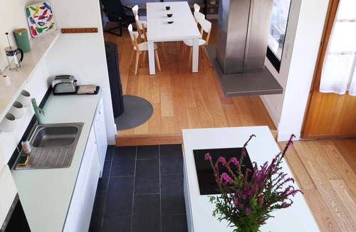Graves-Saint-Amant Casa | La Petite Cagouille, pretty stone house with swimming pool
