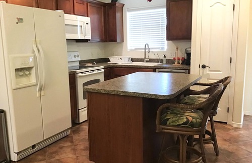 Laguna Vista Villa | La Petite Coquille- 32 AW