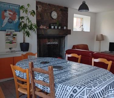 Saint-Pierre-des-Nids Casa | La petite ferme