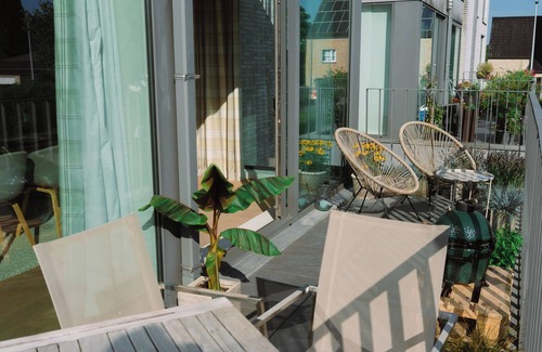 Halle Apartamento | La Petite Foret | Apartamento Contemporáneo en la Pacífica Periferia de Bruselas