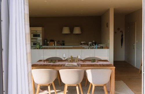 Halle Apartamento | La Petite Foret Contemporary Apartment In Halle