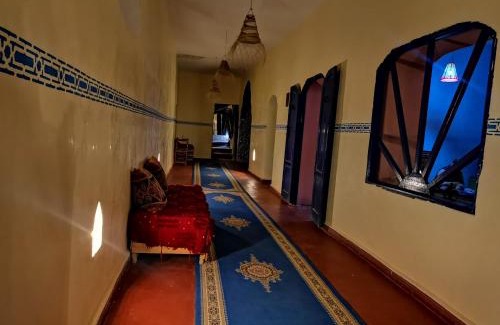 Amezrou Cama Y Desayuno | La Petite Kasbah