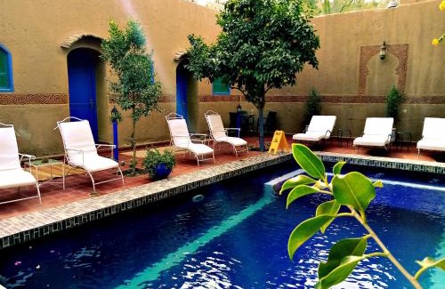 Amezrou Cama Y Desayuno | La Petite Kasbah