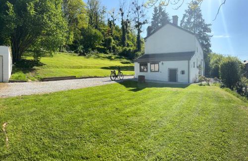 Wanze Casa | La Petite Maison Blanche