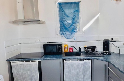 Le Sourn Casa | La petite maison bleue accessible mobilité réduite