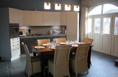 Landreville Casa | La Petite Maison D'été