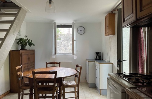 Bournazel Casa | La Petite Maison Dans le Jardin