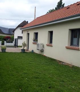 Moyenneville Casa | La petite maison dans la pâture