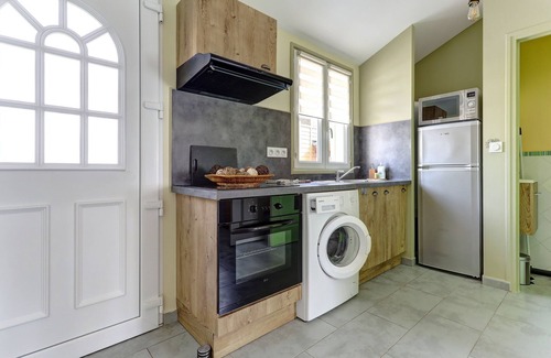 Acy Casa | La Petite Maison Du Montjard
